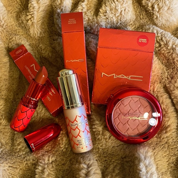 M•A•C Limited Edition BUNDLE TRIO SET! - Picture 14 of 16